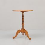 1045 8009 LAMP TABLE